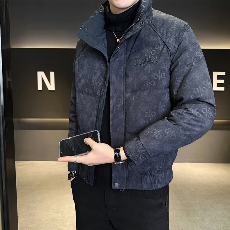 9517-M-4XL-P195标50绒店主风男士休闲立领满印修身羽绒服外套图片