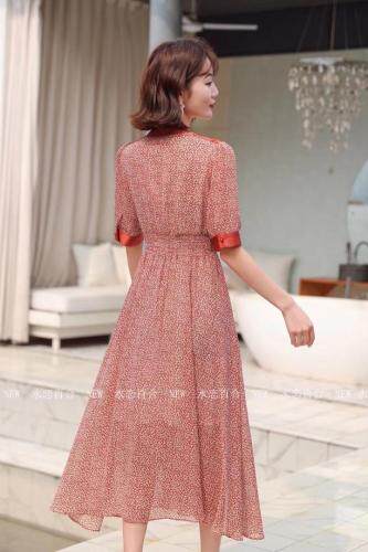 夏装新款连衣裙，女装连衣裙，水恋百合