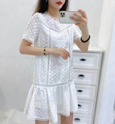 夏季新款珠片绣花连衣裙，女装连衣裙，柏多伊俪