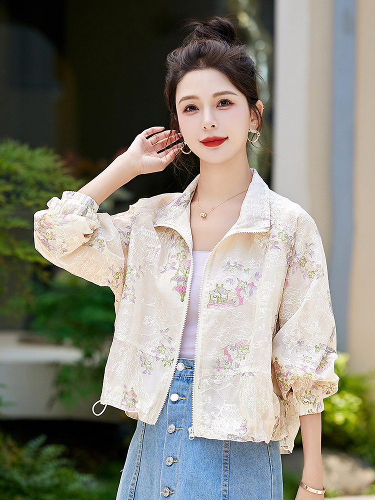 现货轻薄刺绣防晒衣女夏薄款宽松新款小个子时尚新中式外套防晒衣,女装防晒衣,丽美静依