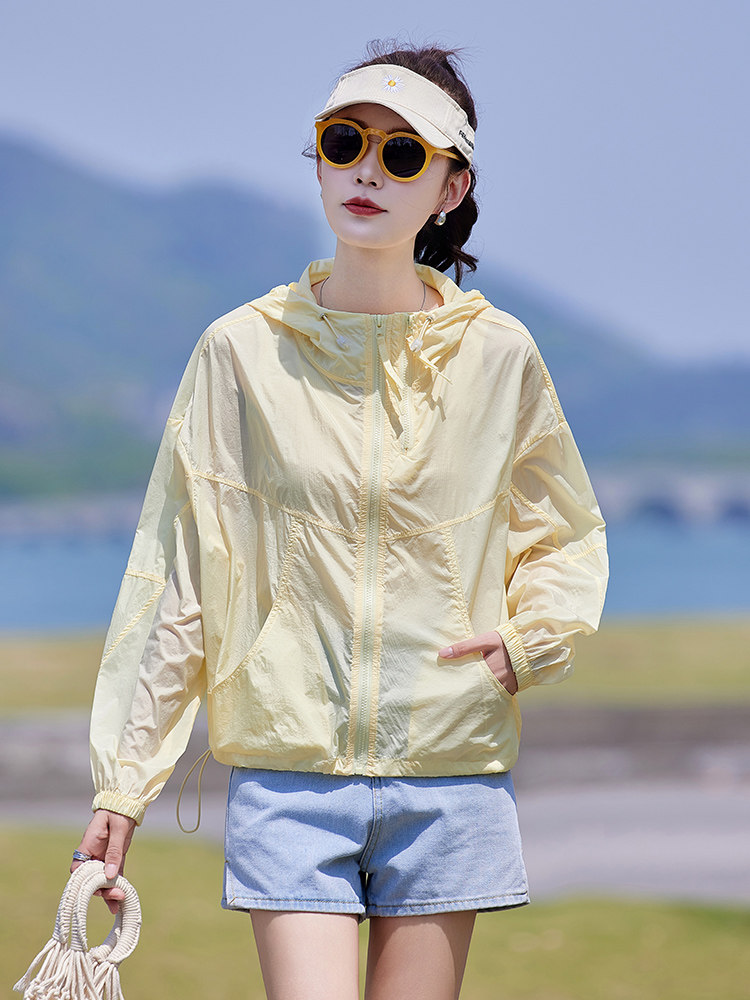 女2026新款夏装宽松显瘦今年流行空调衫旅行户外宽松薄短外套,女装防晒衣,靓衣阁