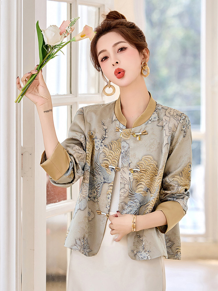 2025新款春装缎面宽松复古百搭通勤花色圆领短外套,女装短外套,然然