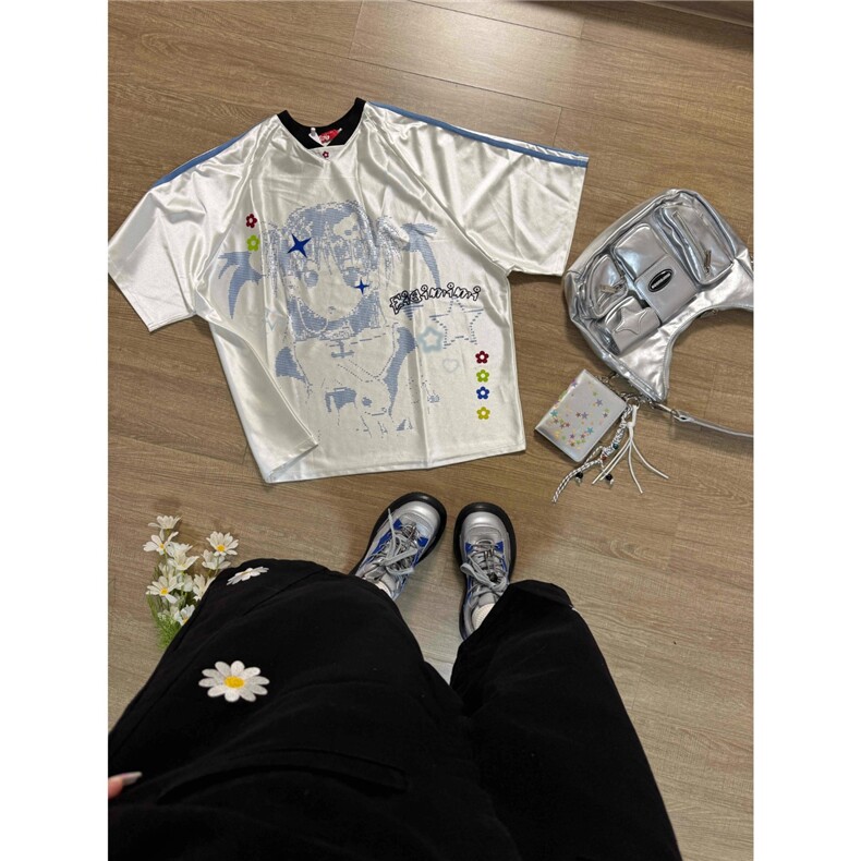 美式复古轻亚卡通少女印花v领球衣2025夏季短袖T恤女宽松条纹上衣,男装T恤,星座506A