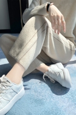 2024新款女款高腰垂感宽松显瘦直筒长裤时尚百搭休闲裤面料，女装休闲裤，北娇羊绒