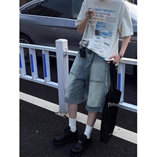 蓝色