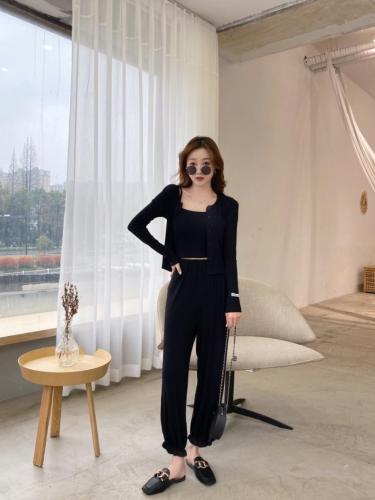 香丽迪针织三件套百搭休闲套装女图片