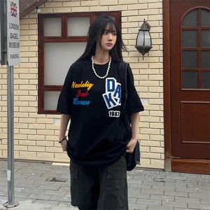 万针全刺绣工艺抖音得物高品质260克重磅纯棉双纱美式高街短袖T恤图片
