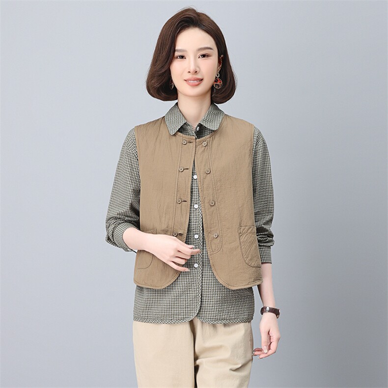 设计感小马甲女2025春秋新款休闲宽松坎肩背心无袖短外套小众马夹,女装马甲,小林双子
