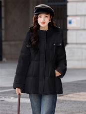 现货2025冬季新款肌理感白鸭绒羽绒服女设计感时尚连帽加厚外套，女装羽绒服，时尚俏佳人