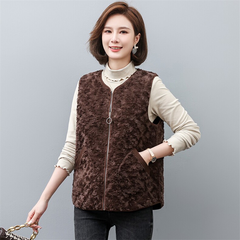 仿羊羔绒马甲女2022秋冬新品时尚宽松大码百搭中年妈妈装，女装大码女装，奕阳依阁