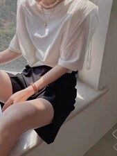 新款小众气质木耳边拼接飞飞袖纯色短袖T恤，女装T恤，L·H·X