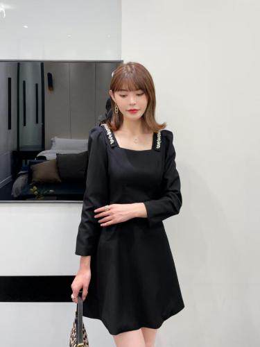 （现货）连衣裙，女装连衣裙，伊娜蕾尔