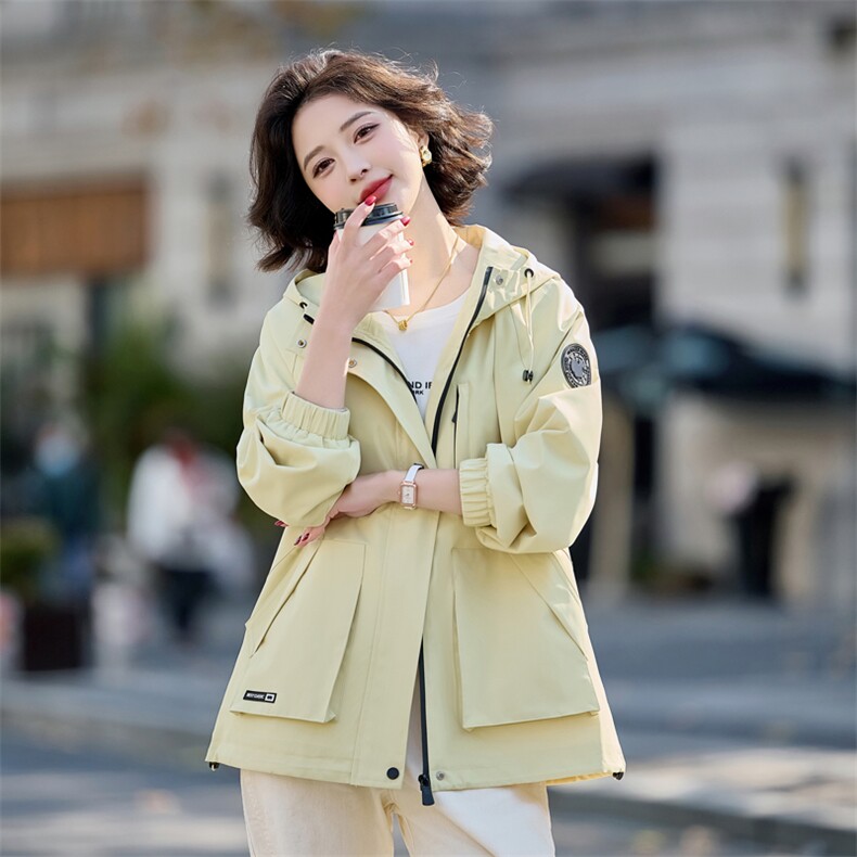 时尚休闲连帽工装外套女2025春新款宽松百搭超好看冲锋衣夹克上衣,女装短外套,悦祺