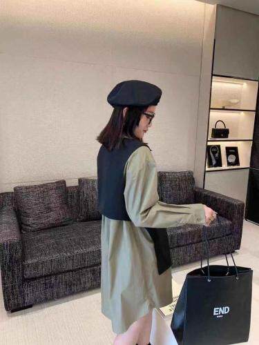 新款珍珠马甲衬衫连衣裙，女装马夹，红头发儿