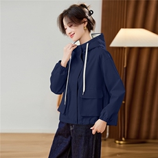 休闲撞色连帽短款外套女2025秋新款宽松百搭时尚洋气减龄夹克上衣，女装风衣，木子恋