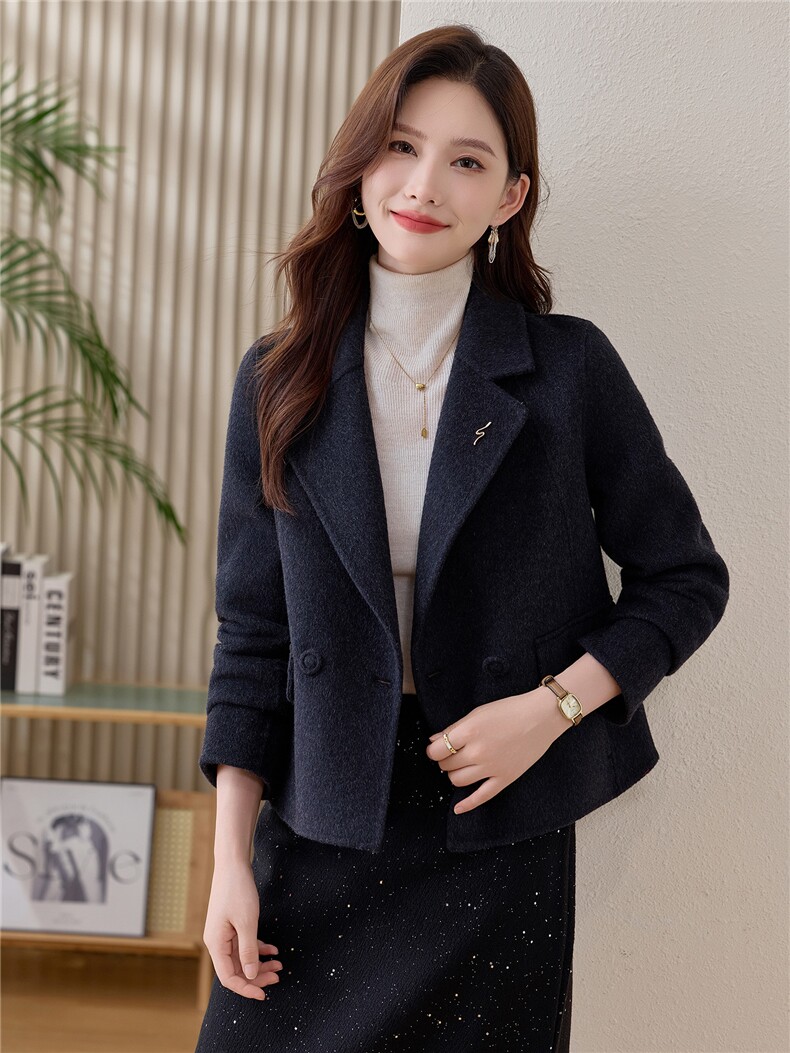 2025冬季宽松显瘦大码小个子法式小香风毛呢外套羊毛外套女带胸针,女装毛呢外套,众宇琦