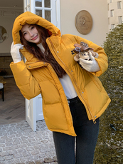 韩系休闲刺绣连帽羽绒服女2024冬季新款宽松保暖白鸭绒面包服外套，女装羽绒服，蝶眷