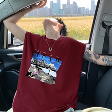 酒红色