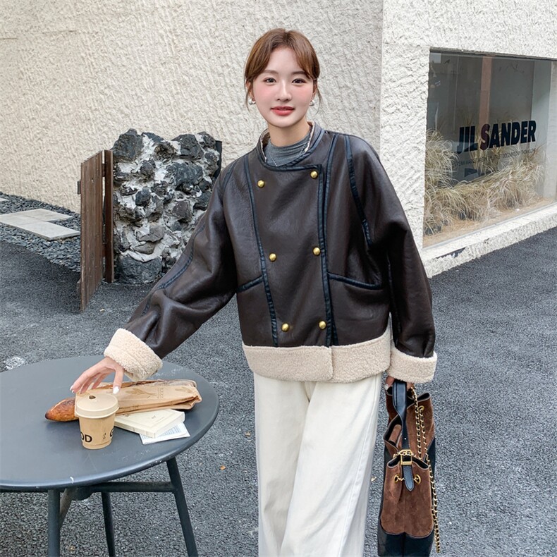 棕色复古皮毛一体皮衣外套女2025冬新款酷飒风双排扣加厚保暖夹克图片