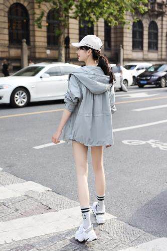 秋款风衣，女装风衣，红嘴鸥