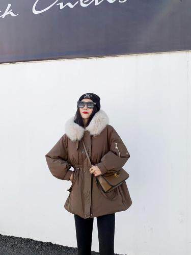 【风姿秀衣】羽绒服，女装羽绒服，风姿秀衣