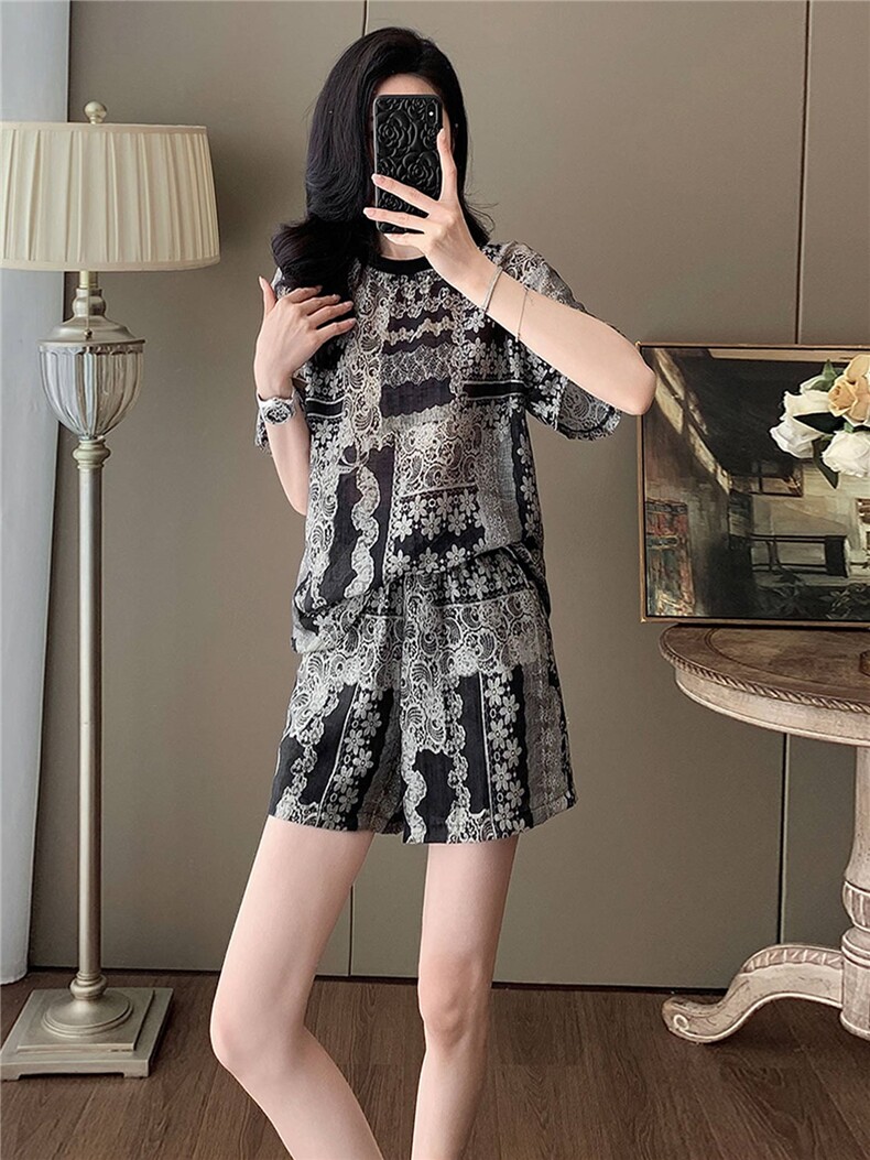 韩流时尚套装女夏季新款气质显瘦圆领印花短袖上衣阔腿短裤两件套,女装套装/套裙,江南