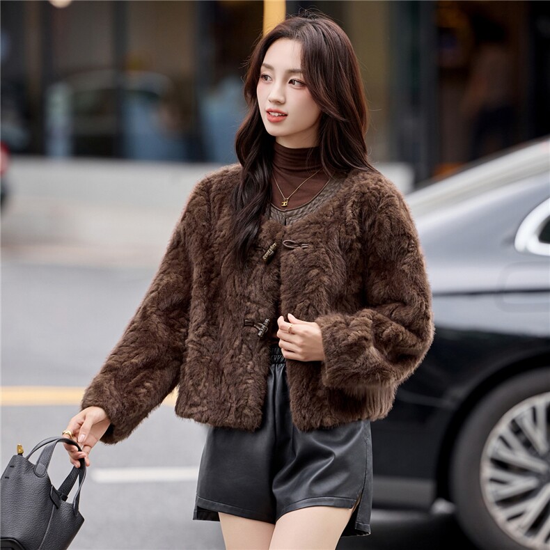 皮毛一体外套女2025秋冬季小个子时尚百搭洋气显瘦短款上衣潮,女装短外套,2B115
