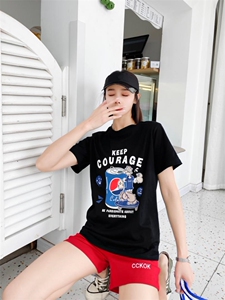 时尚休闲潮流T恤图片