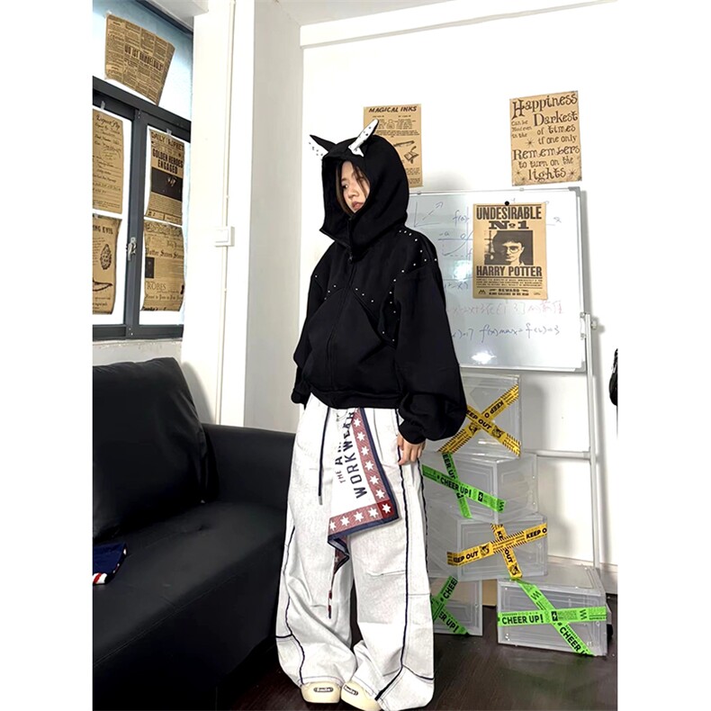 抖音得物高品质26春装美式高街铆钉杜宾犬耳朵开衫卫衣外套W125,女装短外套,电商A486