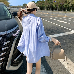 女春季新款时尚运动休闲百搭单排扣宽松显瘦蓝色洋气中长款衬衣潮图片