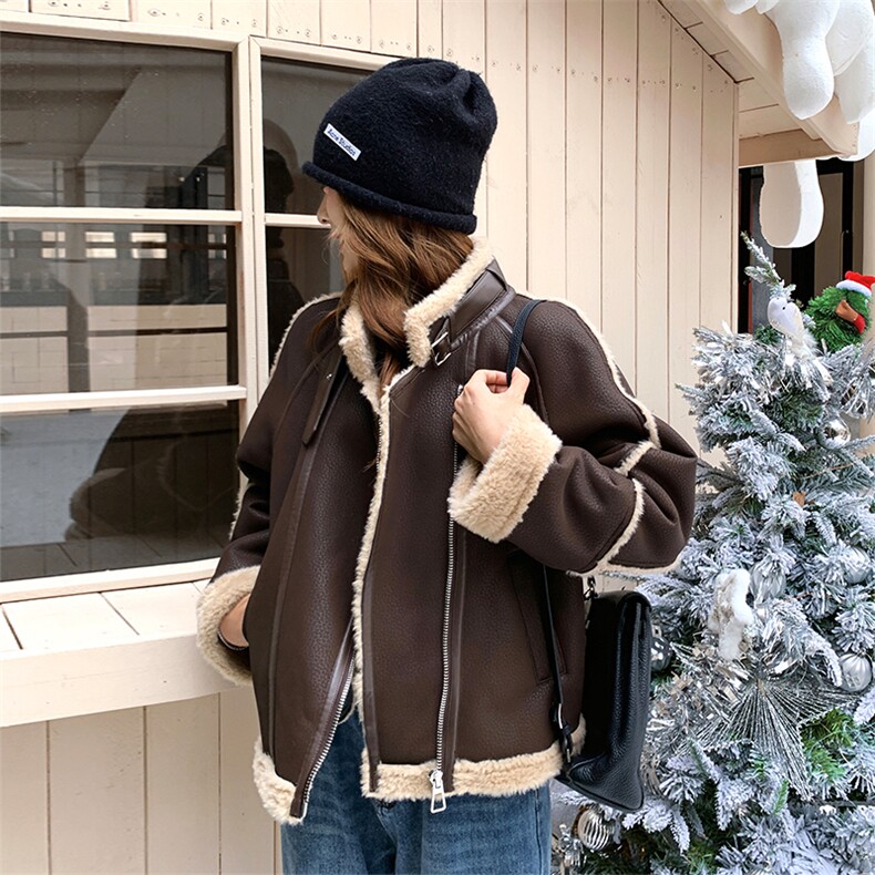 【现货】冬季新款PU皮复合羊羔毛加厚机车风外套2563款P210-K288，女装羊羔毛/颗粒绒，浙宝301