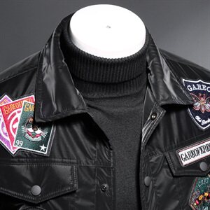 7126 冬季新款潮男个性翻领羽绒服个性徽章刺绣白鸭绒外套 P315图片
