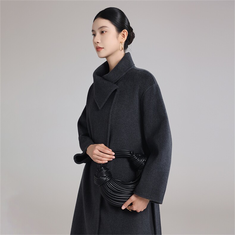 2025年秋季新款百搭女士系绳POLO领羊绒大衣,女装双面呢大衣,鹿展羊绒大衣