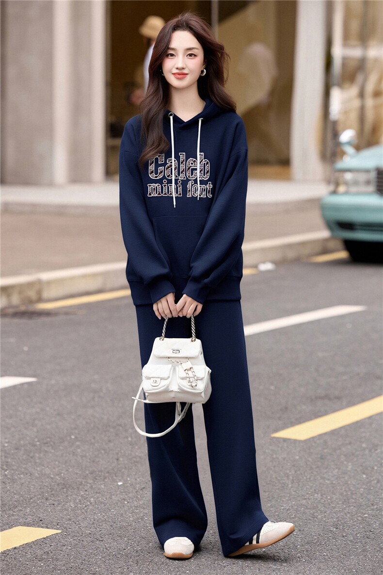现货运动女2025春秋季新款休闲时尚减龄气质卫衣外套女装,商品下架区,韩然一族