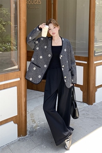 复古灰色提花短款外套女2025春秋季新款韩版小香风超好看时髦夹克图片