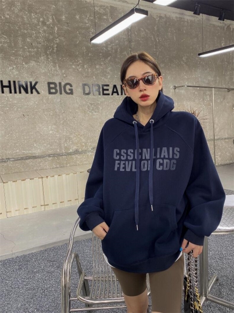 时尚休闲潮流加绒卫衣，女装卫衣/绒衫，泽妤