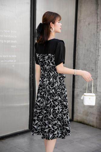 （现货）连衣裙，女装连衣裙，伊娜蕾尔