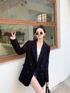 字母西装,女装西装,吉之红