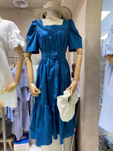 现货!方领褶皱净版宽松泡泡袖连衣裙(配腰带)，女装连衣裙，FUXINXIN 福歆歆