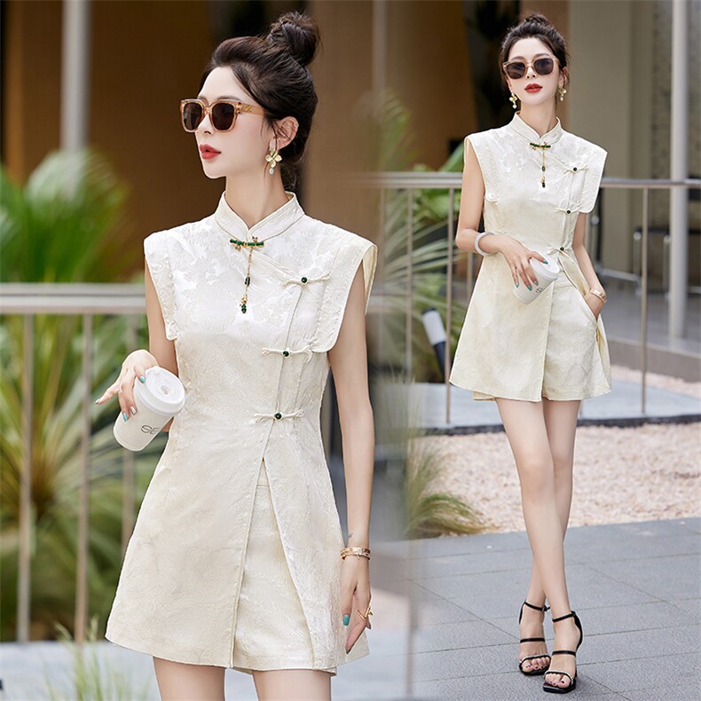 新中式清冷禅意两件套女2024夏新复古盘扣砍袖开叉上衣+提花短裤，女装套装/套裙，曼慕纤衣