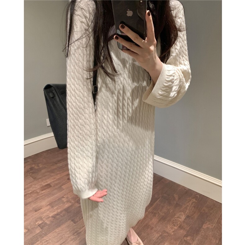 2025年秋季新款百搭女士绞花圆领长裙子，女装连衣裙，宛庄羊绒