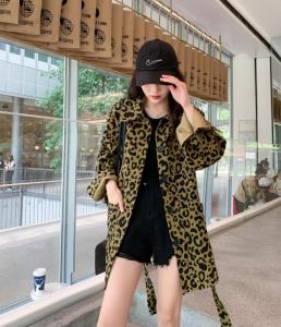 香丽迪秋装新款豹纹外套图片