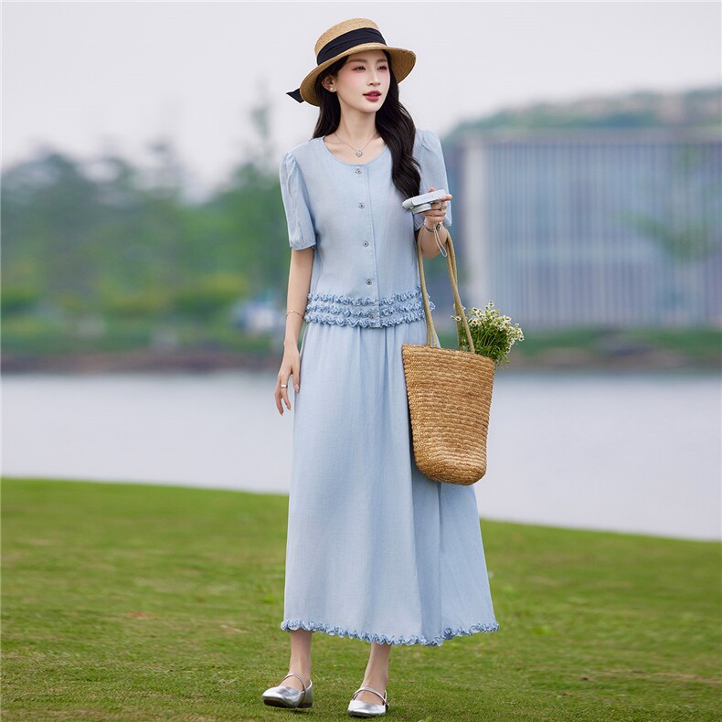 现货2026年夏季休闲风修身剪裁宽松型女通用型两件套轻薄透气,女装套装/套裙,靓衣阁
