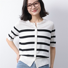 韩系气质条纹短袖针织开衫女2025新冰丝凉感设计打底T恤上衣小衫，女装T恤，冀清阳荣