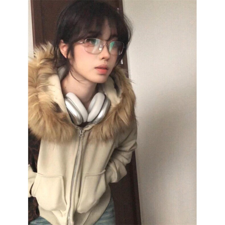 【有货】3335CC-特P85 可拆卸毛领连帽开衫卫衣男女修身短款外套图片