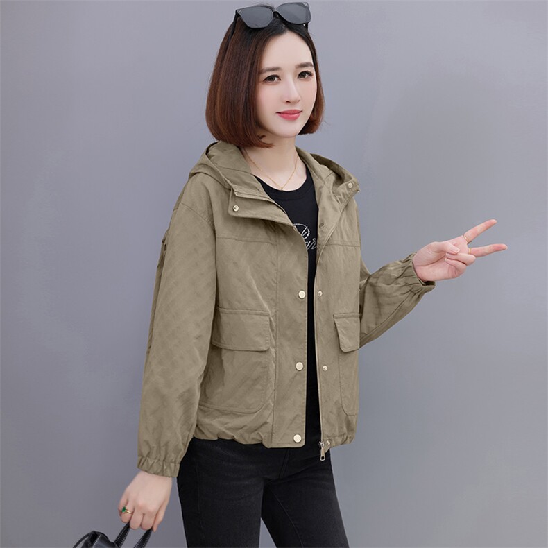 洋气短款外套女春秋2023新款小个子气质上衣宽松休闲百搭连帽风衣,女装短外套,依万里