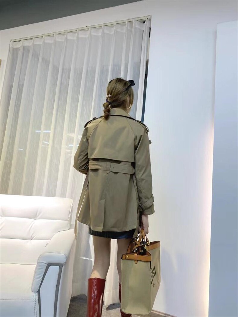 现货新款风衣，女装风衣，艾涵o