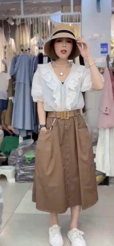 新款带皮带长裙，女装，娇姿百合