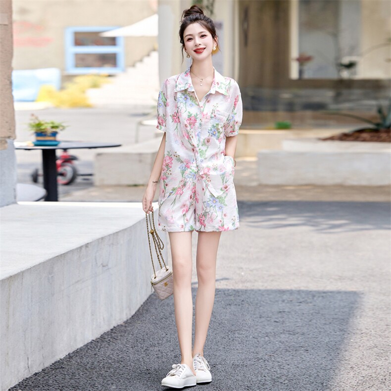 短裤套装女2024夏季新款炸街减龄时尚休闲欧货碎花防晒衬衫两件套,女装套装/套裙,辉煌依升