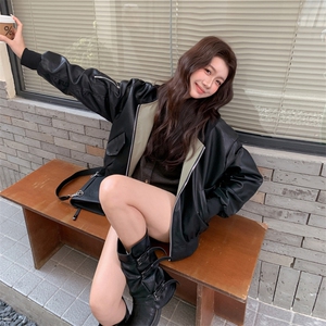 黑色两面穿韩版学院棒球服夹克女秋新款小个子黑色美式皮衣外套图片